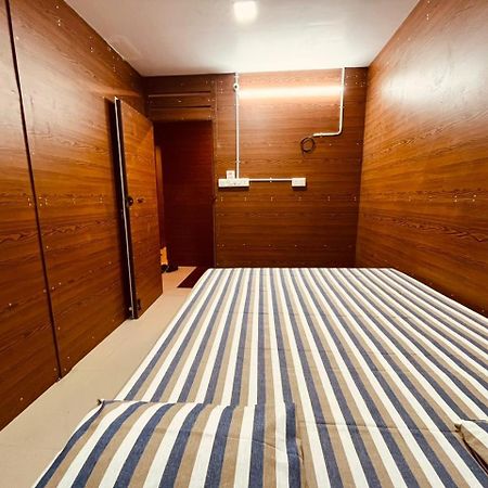 Sri Balaji Lodging Hotel Tiruchchendūr Екстериор снимка