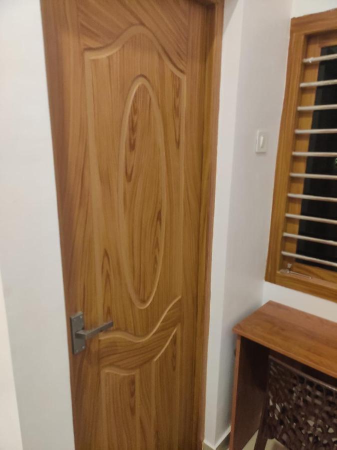 Sri Balaji Lodging Hotel Tiruchchendūr Екстериор снимка