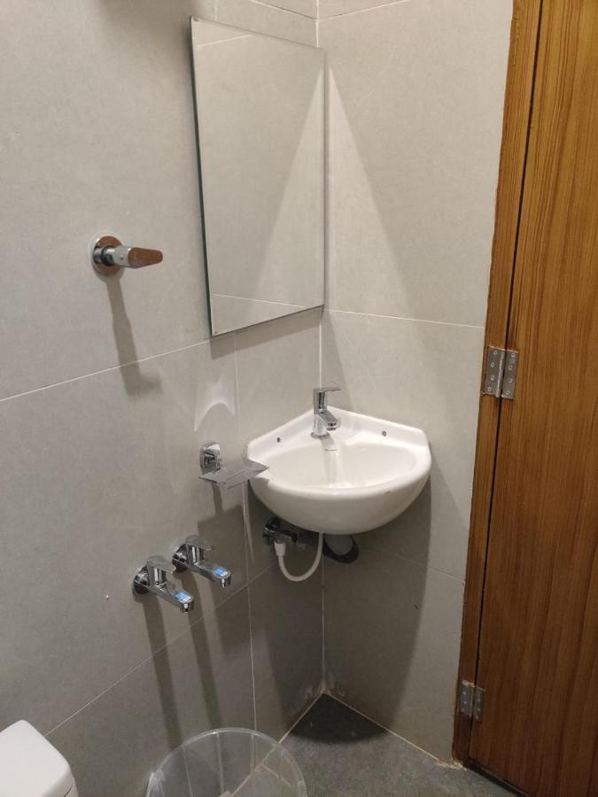 Sri Balaji Lodging Hotel Tiruchchendūr Екстериор снимка