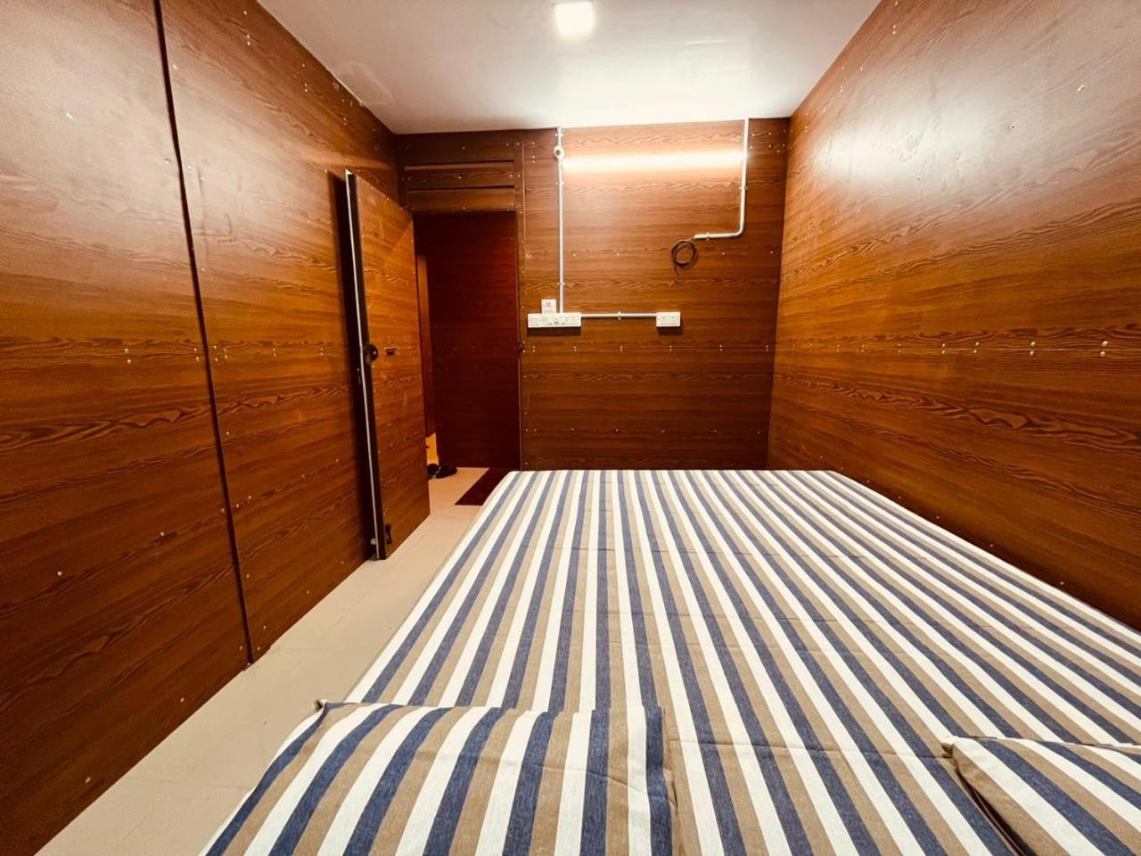 Sri Balaji Lodging Hotel Tiruchchendūr Екстериор снимка